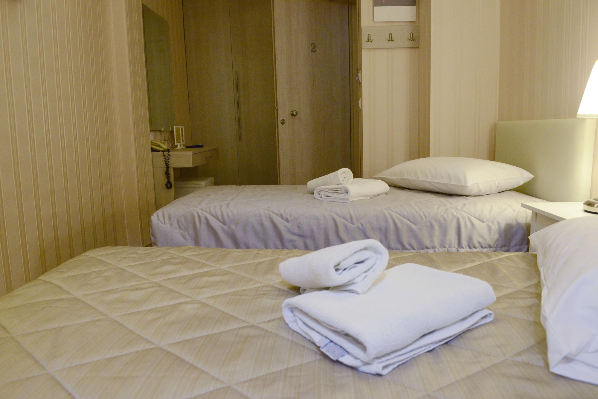Hotel Phidias Atenas