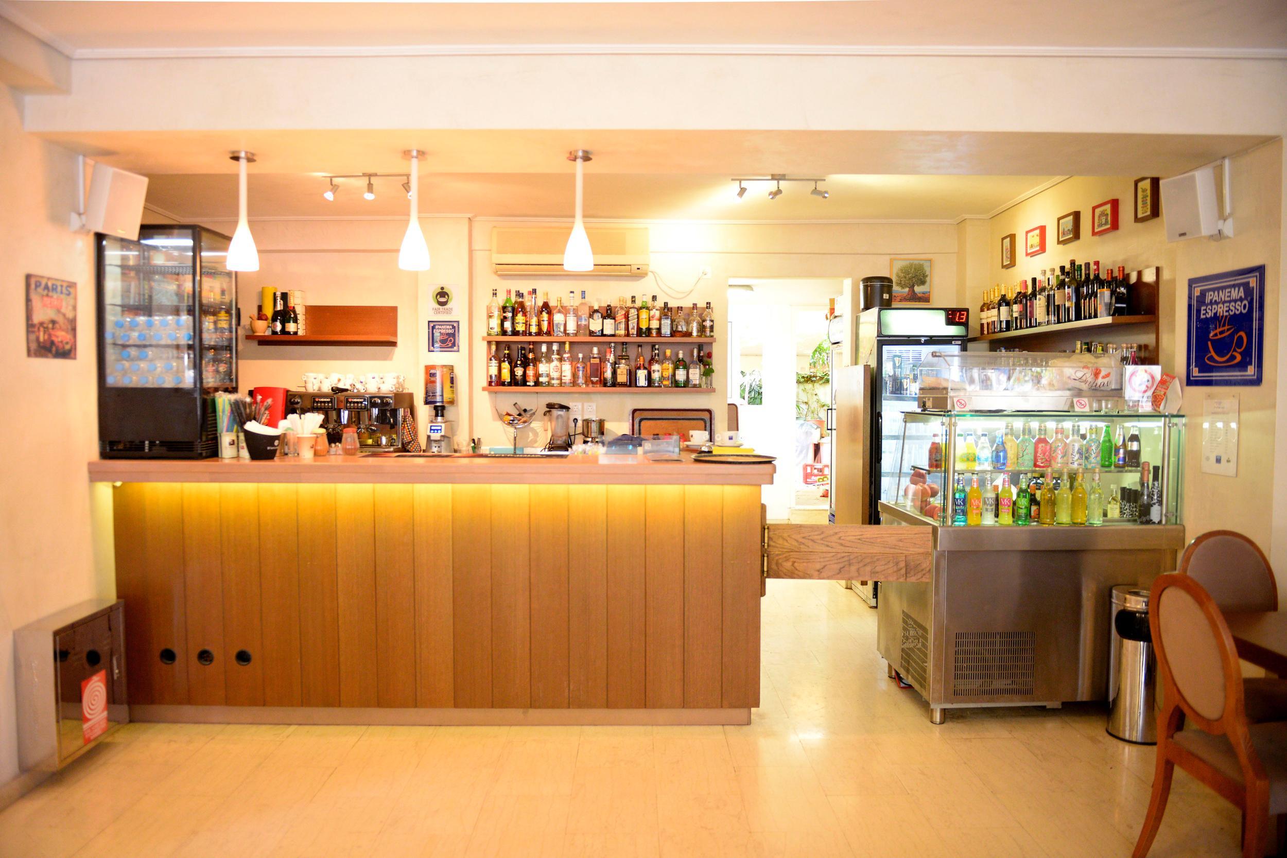Phidias Hotel 3*